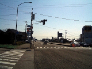 国道8号線　熊野町交差点
